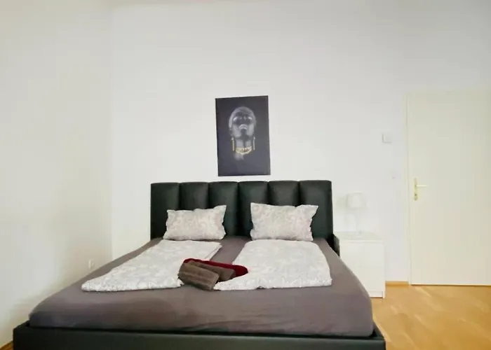 Comfortable 2br 10 Min Transport To Stadthalle *
