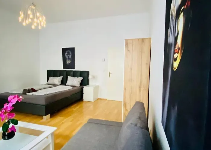 Comfortable 2br 10 Min Transport To Stadthalle Διαμέρισμα Βιέννη