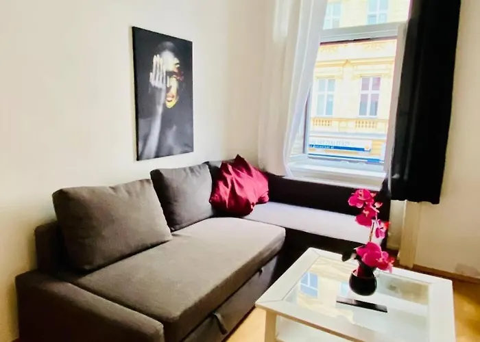 Διαμέρισμα Comfortable 2br 10 Min Transport To Stadthalle