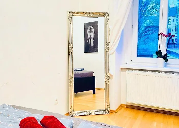 Διαμέρισμα Comfortable 2br 10 Min Transport To Stadthalle Βιέννη
