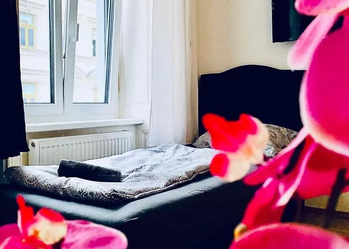 Comfortable 2br 10 Min Transport To Stadthalle Βιέννη