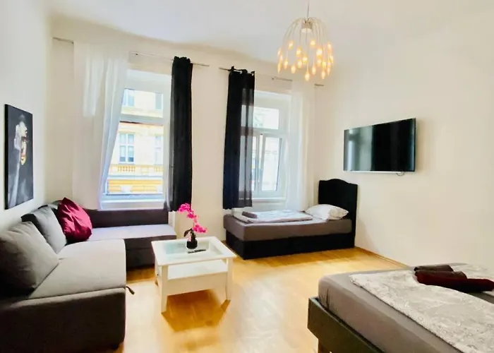 Comfortable 2br 10 Min Transport To Stadthalle Διαμέρισμα *